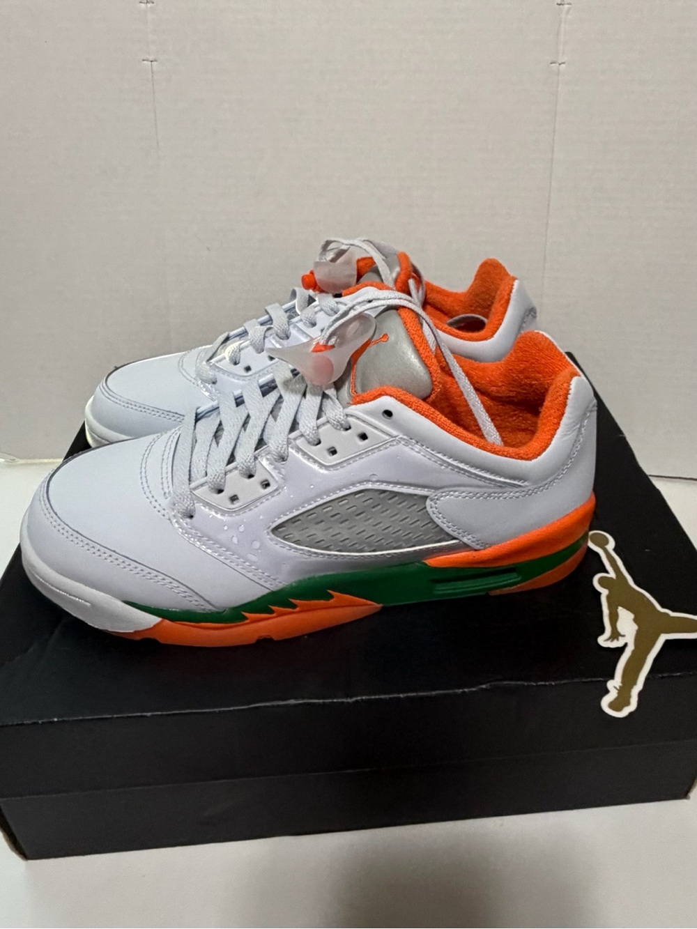 Nike Air Jordan 5 Retro Low GS White Orange Green Boys 5.5Y - Picture 4 of 6